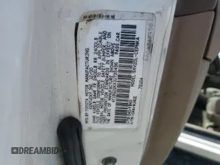 2001 Toyota Camry CE z VIN 4T1BG22KX1U795496, wystawiony jako Copart lot #59259765 z przebiegiem 87 713 mil mil oraz Czysty tytuł • Clean title. Historia ofert i sprzedaży dostępna na DreamBid. Obrazek 12.