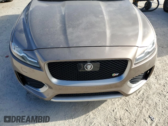 2017 Jaguar F-Pace S with VIN SADCM2BV3HA497710, listed as a Copart auction lot 53734735 with 61,303 mi miles and Clean Title. Bid and sale history available at DreamBid. Image 12.