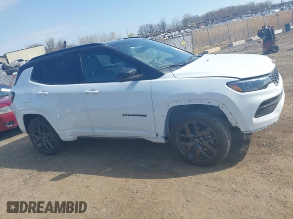 2024 Jeep Compass Limited with VIN 3C4NJDCN7RT106527, listed as a IAAI auction lot 42054193 with 1,862 mi miles and . Bid and sale history available at DreamBid. Image 13.