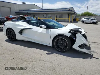 2025 Chevrolet Corvette 1LT with VIN 1G1YA3D41S5109063, listed as a Copart auction lot 53582085 with 686 mi miles and Salvage title. Bid and sale history available at DreamBid. Image 4.