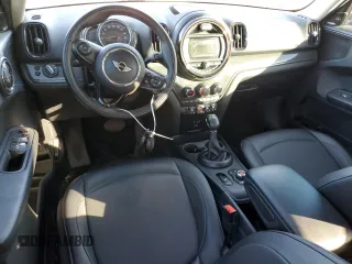 2018 MINI Countryman Cooper z VIN WMZYS7C31J3E08411, wystawiony jako Copart lot #43066195 z przebiegiem 39 451 mil mil oraz Szkoda całkowita • Salvage title. Historia ofert i sprzedaży dostępna na DreamBid. Obrazek 8.