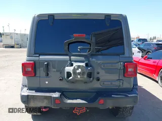 2019 Jeep Wrangler Unlimited Rubicon with VIN 1C4HJXFN6KW547401, listed as a IAAI auction lot 42250698 with 103,910 mi miles and . Bid and sale history available at DreamBid. Image 16.