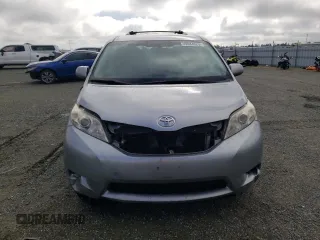 2011 Toyota Sienna LE AAS with VIN 5TDKK3DC5BS139100, listed as a Copart auction lot 49084925 with 141,979 mi miles and Salvage Title. Bid and sale history available at carsss.com. Image 5.