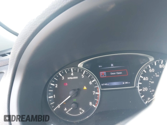 2017 Nissan Altima SV with VIN 1N4AL3AP6HC272870, listed as a IAAI auction lot 41437321 with 167,149 mi miles and . Bid and sale history available at carsss.com. Image 7.