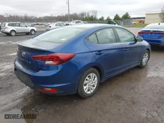 2020 Hyundai Elantra SE with VIN 5NPD74LF8LH548601, listed as a IAAI auction lot 42022059 with 95,497 mi miles. Bid and sale history available at carsss.com. Image 4.
