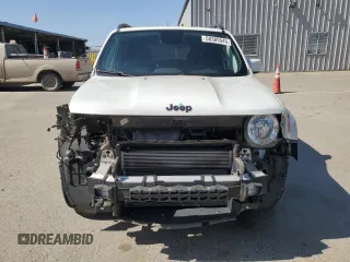 2020 Jeep Renegade Latitude with VIN ZACNJABB9LPL09209, listed as a Copart auction lot 58385545 with 69,459 mi miles and Salvage title. Bid and sale history available at DreamBid. Image 5.