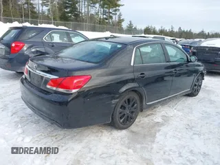 2012 Toyota Avalon with VIN 4T1BK3DB0CU450160, listed as a IAAI auction lot 41597172 with 197,284 mi miles. Bid and sale history available at carsss.com. Image 4.