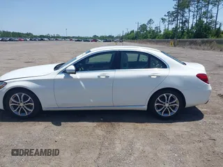 2015 Mercedes-Benz C 300 z VIN 55SWF4JB1FU075766, wystawiony jako IAAI lot #42299603 z przebiegiem 119 589 mil mil oraz . Historia ofert i sprzedaży dostępna na DreamBid. Obrazek 14.