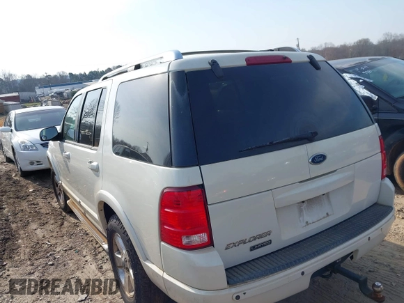 2003 Ford Explorer z VIN 1FMDU65K43ZB00746, wystawiony jako IAAI lot #41808761 z przebiegiem 219 898 mil mil oraz . Historia ofert i sprzedaży dostępna na DreamBid. Obrazek 3.