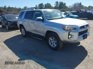 2018 Toyota 4Runner SR5 with VIN JTEBU5JR2J5581170, listed as a IAAI auction lot 41839275 with 60,212 mi miles and . Bid and sale history available at DreamBid. Image 1.