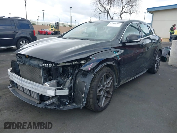 2018 Infiniti QX30 with VIN SJKCH5CP5JA043060, listed as a IAAI auction lot 41866956 with 78,735 mi miles. Bid and sale history available at carsss.com. Image 18.