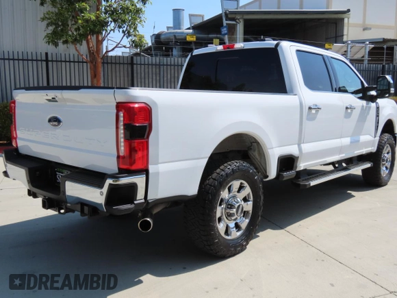 2024 Ford F-250 XL with VIN 1FT8W2BN1REC38638, listed as a Copart auction lot 60703005 with 26,146 mi miles and Clean title. Bid and sale history available at DreamBid. Image 3.
