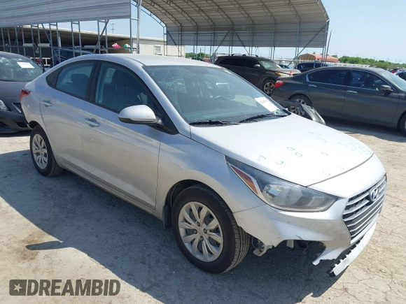 2021 Hyundai Accent SE z VIN 3KPC24A63ME139599, wystawiony jako IAAI lot #42207032 z przebiegiem 91 695 mil mil oraz . Historia ofert i sprzedaży dostępna na DreamBid. Obrazek 1.
