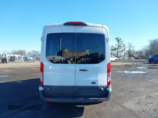 2018 Ford Transit Passenger XL with VIN 1FBZX2CM8JKA52497, listed as a IAAI auction lot 41553720 with 81,714 mi miles. Bid and sale history available at carsss.com. Image 16.