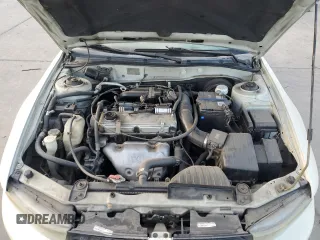 2003 Mitsubishi Galant ES z VIN 4A3AA46G43E124340, wystawiony jako Copart lot #74021014 z przebiegiem 220 226 mil mil oraz Szkoda całkowita • Salvage title. Historia ofert i sprzedaży dostępna na DreamBid. Obrazek 12.