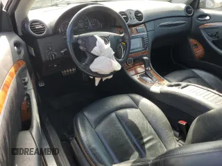 2008 Mercedes-Benz CLK 350 с VIN WDBTK56F78F240573, выставлен на аукционе Copart как лот 54257055 с пробегом 112 565 миль миль и Списание • Salvage title. История ставок и продаж доступна на DreamBid. Изображение 8.