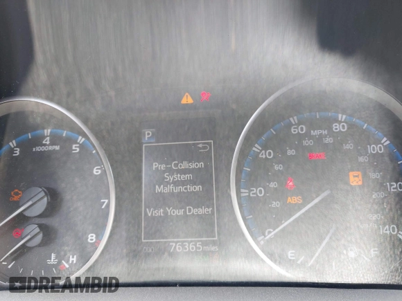 2018 Toyota RAV4 XLE z VIN 2T3WFREVXJW491725, wystawiony jako IAAI lot #42216365 z przebiegiem 76 365 mil mil oraz . Historia ofert i sprzedaży dostępna na DreamBid. Obrazek 7.
