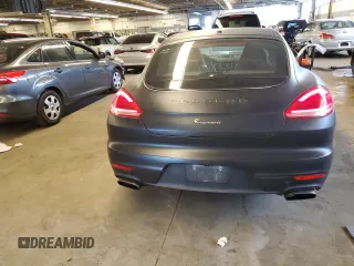 2015 Porsche Panamera 4 z VIN WP0AA2A73FL006102, wystawiony jako Copart lot #58297934 z przebiegiem 101 863 mil mil oraz Szkoda całkowita • Salvage title. Historia ofert i sprzedaży dostępna na DreamBid. Obrazek 6.