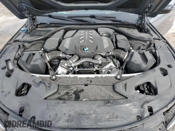 2024 BMW 8 Series M850i xDrive z VIN WBABC4C0XRCN56084, wystawiony jako Copart lot #86747974 z przebiegiem Nie podano mil oraz Szkody całkowita. Historia ofert i sprzedaży dostępna na DreamBid. Obrazek 11.