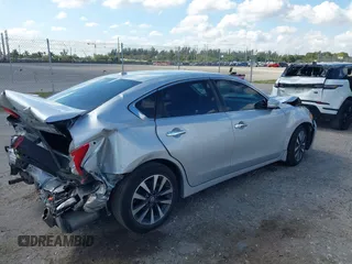 2016 Nissan Altima SR with VIN 1N4AL3AP3GC109477, listed as a IAAI auction lot 41512271 with 47,592 mi miles and . Bid and sale history available at DreamBid. Image 4.