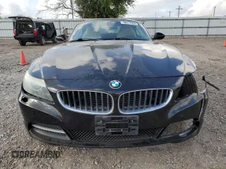 2011 BMW Z4 sDrive30i with VIN WBALM5C54BE378752, listed as a Copart auction lot 58517654 with 86,596 mi miles and Clean Title. Bid and sale history available at carsss.com. Image 5.