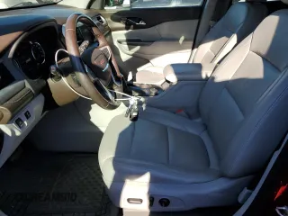 2019 GMC Acadia SLT with VIN 1GKKNMLA3KZ285625, listed as a Copart auction lot 83765214 with 71,268 mi miles and Salvage Title. Bid and sale history available at DreamBid. Image 7.
