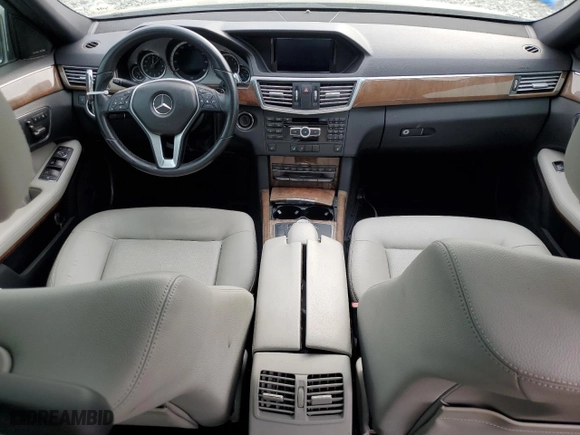 2013 Mercedes-Benz E-Class E 350 Luxury with VIN WDDHF5KB1DA676167, listed as a Copart auction lot 53301695 with 0 mi miles and Salvage Title. Bid and sale history available at carsss.com. Image 8.