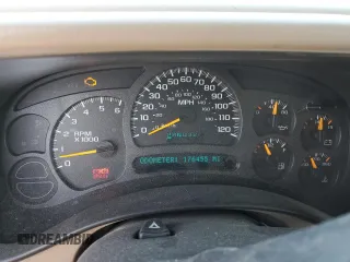 2003 Chevrolet Avalanche with VIN 3GNEK13T83G303918, listed as a Copart auction lot 69463694 with 176,455 mi miles and Salvage Title. Bid and sale history available at carsss.com. Image 9.
