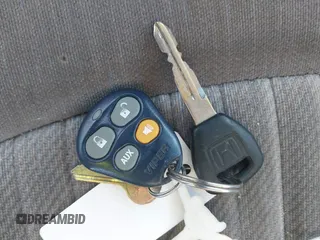 1998 Honda Accord LX z VIN 1HGCG5642WA046417, wystawiony jako IAAI lot #41945037 z przebiegiem Nie podano mil oraz . Historia ofert i sprzedaży dostępna na DreamBid. Obrazek 11.