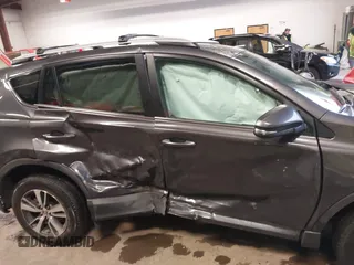2016 Toyota RAV4 XLE с VIN 2T3RFREV5GW533000, выставлен на аукционе IAAI как лот 41200794 с пробегом 70 189 миль миль и . История ставок и продаж доступна на DreamBid. Изображение 14.