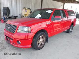 2007 Ford F-150 XL z VIN 1FTPX12V77NA09333, wystawiony jako IAAI lot #42174810 z przebiegiem 116 130 mil mil oraz . Historia ofert i sprzedaży dostępna na DreamBid. Obrazek 2.