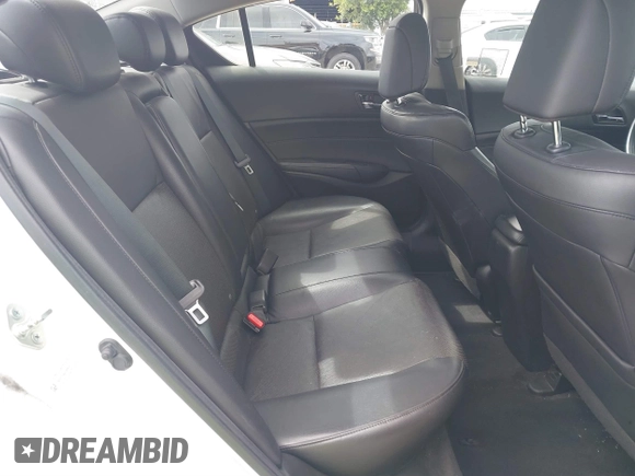 2014 Acura ILX with VIN 19VDE1F34EE000679, listed as a IAAI auction lot 41799014 with 136,514 mi miles. Bid and sale history available at carsss.com. Image 8.