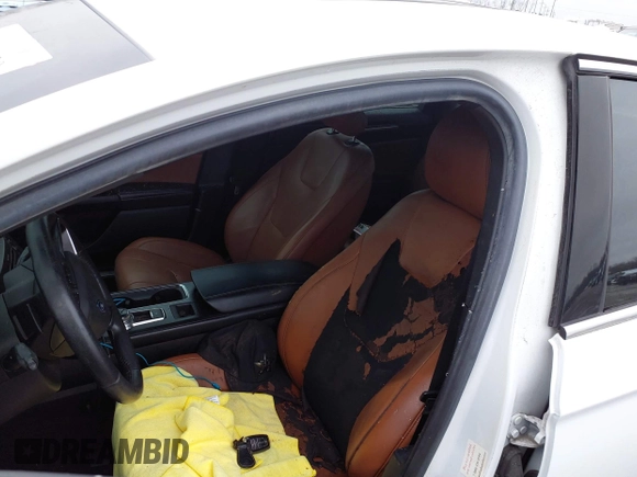 2019 Ford Fusion Titanium with VIN 3FA6P0D9XKR186685, listed as a IAAI auction lot 39181239 with Not provided miles and . Bid and sale history available at DreamBid. Image 5.