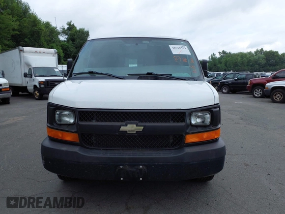 2013 Chevrolet Express Cargo z VIN 1GCSGAFX2D1162792, wystawiony jako IAAI lot #42610323 z przebiegiem 199 876 mil mil oraz . Historia ofert i sprzedaży dostępna na DreamBid. Obrazek 13.