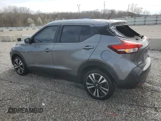2019 Nissan Kicks SR z VIN 3N1CP5CU7KL547165, wystawiony jako Copart lot #49992975 z przebiegiem 98 357 mil mil oraz Nie do naprawy • Non repairable. Historia ofert i sprzedaży dostępna na DreamBid. Obrazek 2.