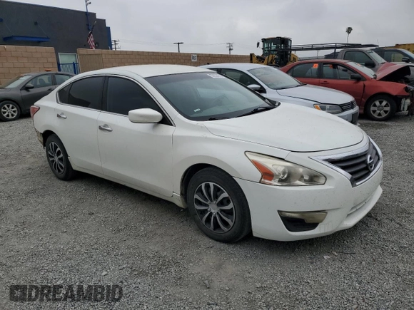 2014 Nissan Altima S with VIN 1N4AL3AP5EN259642, listed as a Copart auction lot 50933515 with 187,680 mi miles and Salvage Title. Bid and sale history available at DreamBid. Image 4.