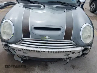 2006 MINI Hardtop S with VIN WMWRE33546TJ40154, listed as a IAAI auction lot 41924257 with 109,158 mi miles and . Bid and sale history available at DreamBid. Image 6.