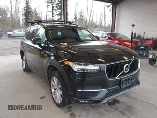 2018 Volvo XC90 Momentum with VIN YV4102PK2J1343506, listed as a IAAI auction lot 41763318 with 89,203 mi miles. Bid and sale history available at carsss.com. Image 1.