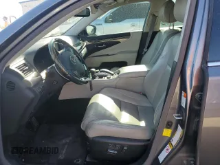2016 Lexus LS 460 z VIN JTHBL5EFXG5140241, wystawiony jako Copart lot #56105015 z przebiegiem 73 375 mil mil oraz Szkoda całkowita • Salvage title. Historia ofert i sprzedaży dostępna na DreamBid. Obrazek 7.