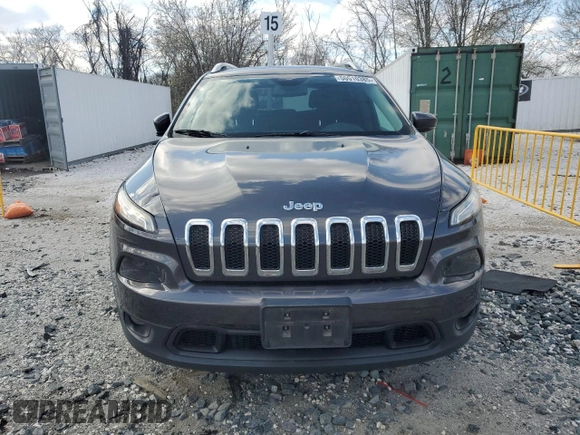 2016 Jeep Cherokee Altitude with VIN 1C4PJLCS2GW288623, listed as a Copart auction lot 50510385 with 124,703 mi miles and Clean Title. Bid and sale history available at carsss.com. Image 5.