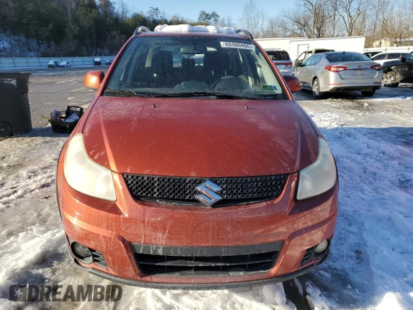 2011 Suzuki SX4 Crossover with VIN JS2YB5A38B6304623, listed as a Copart auction lot 88480495 with 92,369 mi miles and Salvage Title. Bid and sale history available at carsss.com. Image 5.