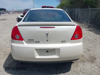 2008 Pontiac G6 GT with VIN 1G2ZH57N184175266, listed as a IAAI auction lot 42102626 with 175,685 mi miles. Bid and sale history available at carsss.com. Image 16.