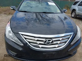 2013 Hyundai Sonata Limited with VIN 5NPEC4AC5DH611762, listed as a IAAI auction lot 41909934 with 146,339 mi miles and . Bid and sale history available at carsss.com. Image 6.