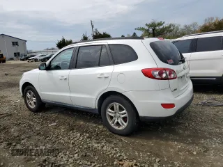 2010 Hyundai Santa Fe GLS z VIN 5NMSG3AB1AH392235, wystawiony jako Copart lot #52582435 z przebiegiem 175 996 mil mil oraz Czysty tytuł • Clean title. Historia ofert i sprzedaży dostępna na DreamBid. Obrazek 2.