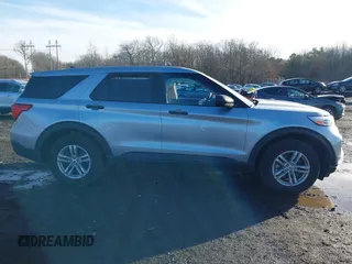 2023 Ford Explorer with VIN 1FMSK8BH8PGA62294, listed as a IAAI auction lot 41100467 with 10,442 mi miles and . Bid and sale history available at DreamBid. Image 13.