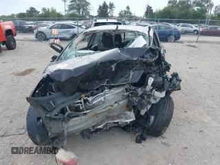 2018 Ford Fiesta SE z VIN 3FADP4BJ3JM135908, wystawiony jako IAAI lot #40003965 z przebiegiem Nie podano mil oraz . Historia ofert i sprzedaży dostępna na DreamBid. Obrazek 6.