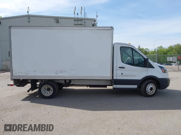 2019 Ford Transit with VIN 1FDBF8ZM1KKA86028, listed as a IAAI auction lot 42165485 with 89,755 mi miles and . Bid and sale history available at DreamBid. Image 13.