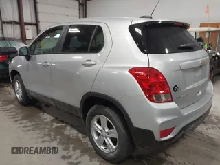 2022 Chevrolet Trax LS with VIN KL7CJNSM5NB550309, listed as a IAAI auction lot 41208893 with 60,580 mi miles. Bid and sale history available at carsss.com. Image 3.