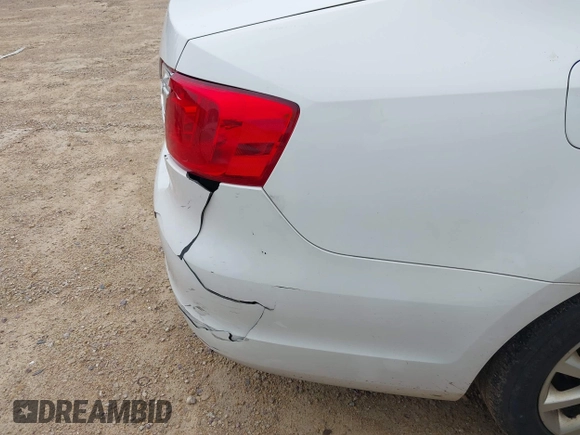 2014 Volkswagen Jetta SE with VIN 3VWD17AJ0EM371501, listed as a IAAI auction lot 42597170 with 166,686 mi miles and . Bid and sale history available at DreamBid. Image 12.