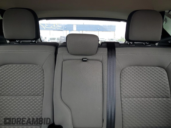 2020 Ford Escape SE with VIN 1FMCU9G64LUA83537, listed as a Copart auction lot 58823825 with 28,609 mi miles and Salvage title. Bid and sale history available at DreamBid. Image 10.